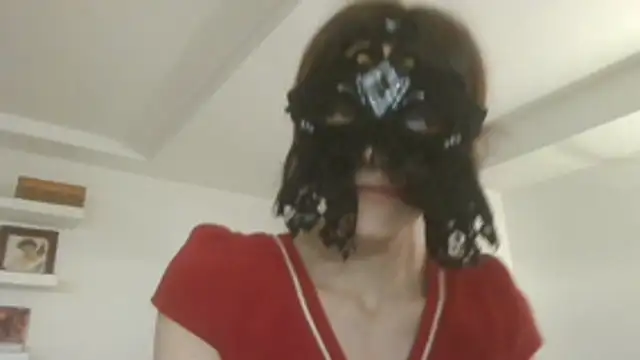 Snapshot of HelenTiAscolta chatting on 05-28-26, 03:20 HelenTiAscolta online show from 05-28-26, 03:20