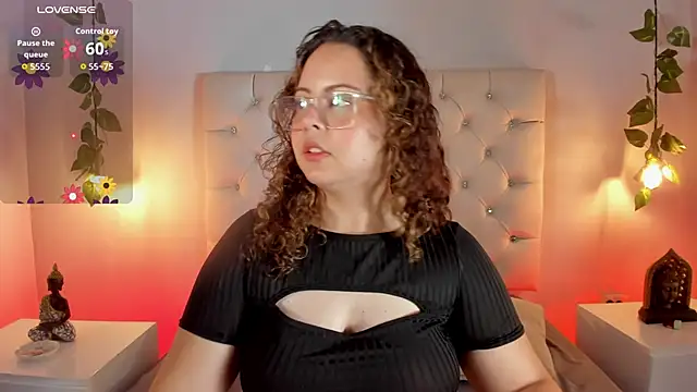 Snapshot of Samantha_Greey_ chatting on 05-04-26, 09:11 Samantha Greey online show from 05-04-26, 09:11