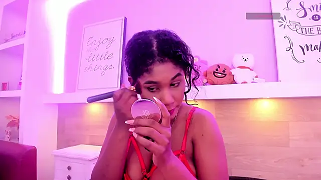 AlissonJamess online show from 05-20-26, 02:01