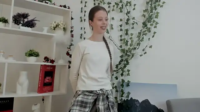 JoellenMadnick online show from 04-24-26, 03:20