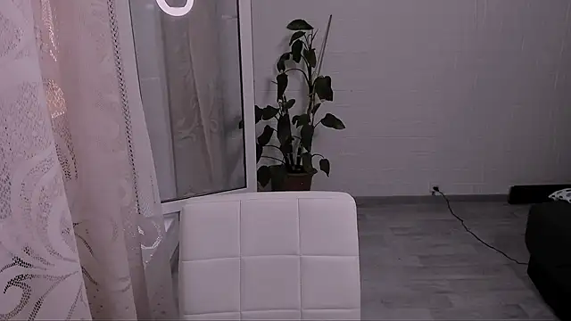 Snapshot of VikaViktoria chatting on 06-09-26, 05:02 VikaViktoria online show from 06-09-26, 05:02