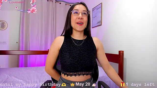 Snapshot of Elisabetta_Amour chatting on 05-19-26, 10:10 Elisabetta Amour online show from 05-19-26, 10:10