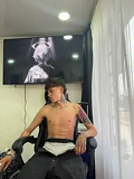 Jackdaniel001  online show from 06-03-26, 10:48