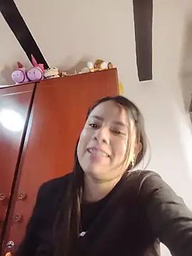 Nicol Alvarez1 online show from 06-11-26, 12:32