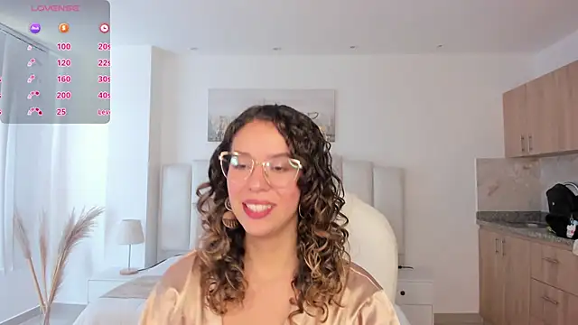sienna luxor online show from 05-24-26, 05:07