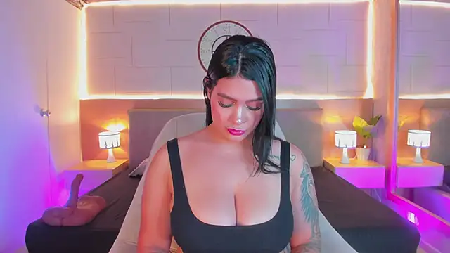 Megan charles  online show from 07-10-26, 11:46