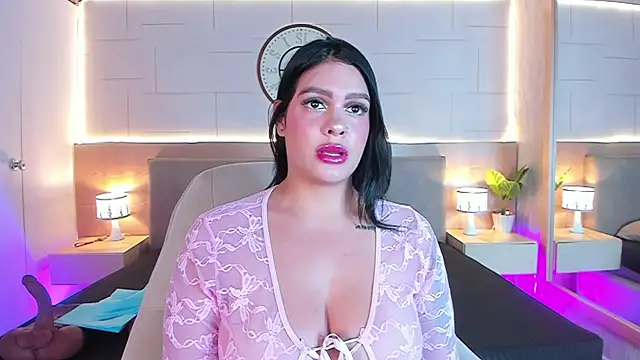 Megan charles  online show from 07-18-26, 11:36