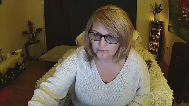 Divineblond online show from 02-11-25, 08:31