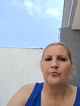 Divineblond online show from 05-11-26, 11:05