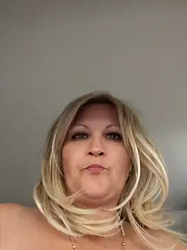 Divineblond online show from 06-01-26, 11:06