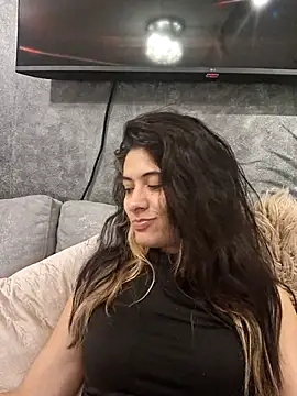 Snapshot of AshleyyHall chatting on 07-11-26, 05:32 AshleyyHall online show from 07-11-26, 05:32