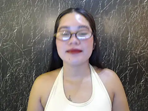 ur prettychelsie online show from 04-27-26, 09:35