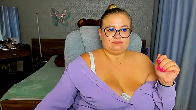 IrenRori online show from 07-29-26, 07:17