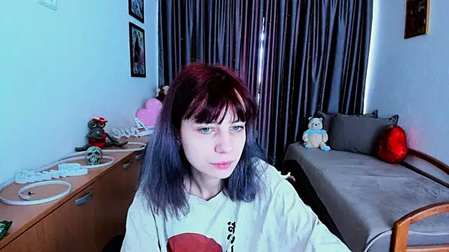 Snapshot of MiniLysii chatting on 06-03-26, 05:43 MiniLysii online show from 06-03-26, 05:43