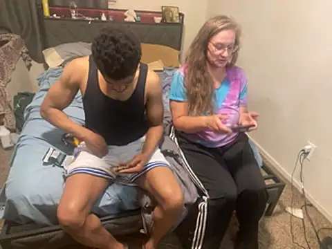 milfandyoungin online show from 05-17-26, 07:17