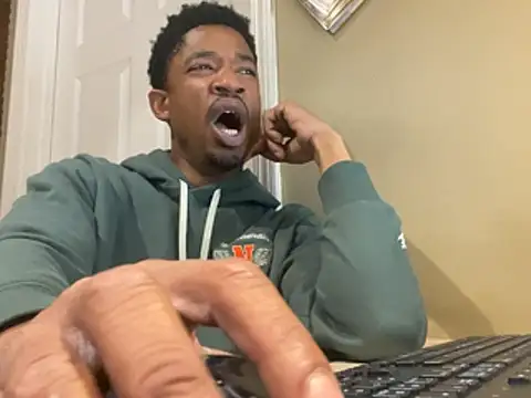 milfandyoungin online show from 06-23-26, 11:08