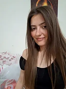 Snapshot of Alba2331 chatting on 04-24-26, 02:41 Alba2331 online show from 04-24-26, 02:41