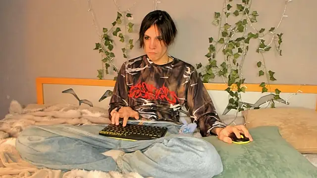 SolarFringe online show from 05-07-26, 06:52