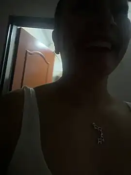 Snapshot of SamiiContreras_ chatting on 07-23-26, 11:08 SamiiContreras online show from 07-23-26, 11:08