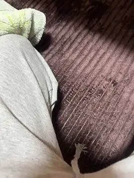 EhSOKYXZrU24451 online show from 04-23-26, 03:47