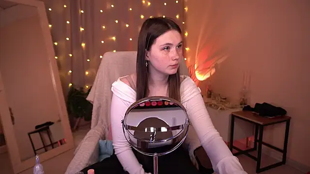 BettyMarlowe online show from 05-05-26, 05:26