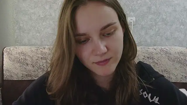 DolcezzaCream online show from 06-18-26, 10:30