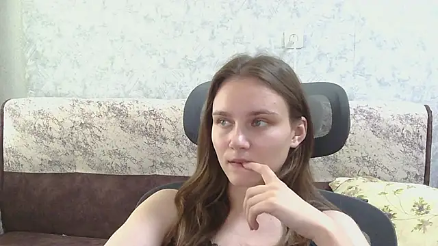 DolcezzaCream online show from 07-28-26, 11:17