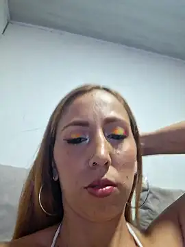 yapilove22 online show from 06-28-26, 10:49