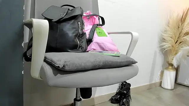 KeishaBlurr online show from 07-31-26, 01:32
