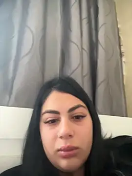 Snapshot of LilyLovell chatting on 04-27-26, 12:03 LilyLovell online show from 04-27-26, 12:03