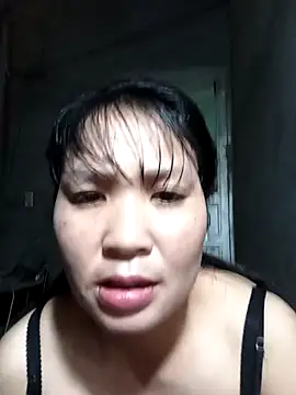 Snapshot of Beola-mi chatting on 04-24-26, 02:03 Beola-mi online show from 04-24-26, 02:03