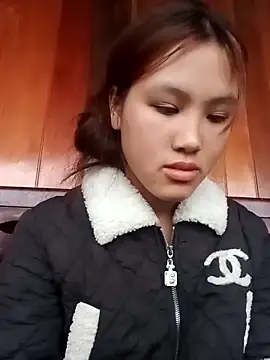 mai-lovelyy online show from 04-23-26, 08:13