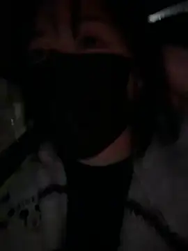 strawberry-boby online show from 04-23-26, 09:39