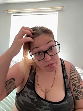 SecretRavenXO online show from 05-24-26, 12:54