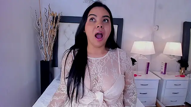 Snapshot of Gaby_Herreraa chatting on 05-19-26, 11:55 Gaby Herreraa online show from 05-19-26, 11:55