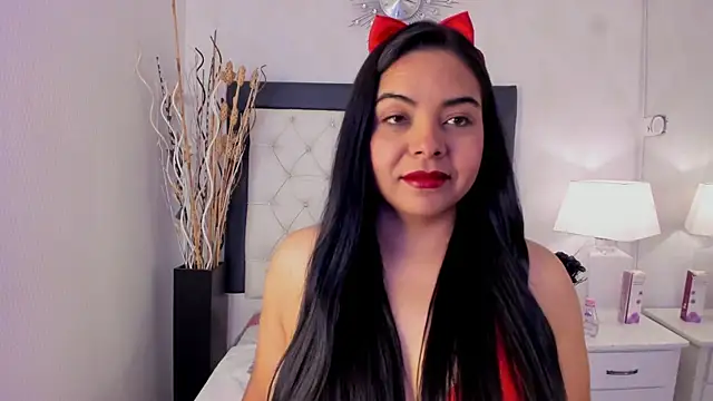 Snapshot of Gaby_Herreraa chatting on 05-20-26, 02:23 Gaby Herreraa online show from 05-20-26, 02:23