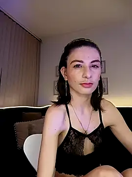 mariana  thompson online show from 05-12-26, 03:36