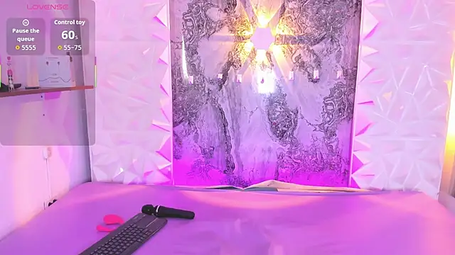 Playful Violet online show from 06-06-26, 01:38