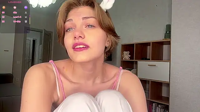 LinaFlamie online show from 07-10-26, 10:07