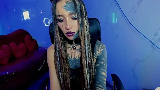 Snapshot of Lucy_Doll8 chatting on 07-17-26, 02:51 Lucy Doll8 online show from 07-17-26, 02:51