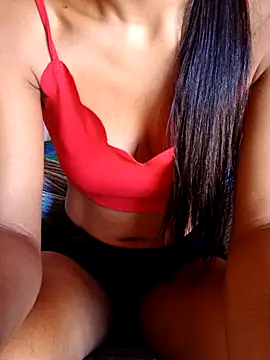 Snapshot of bela14 chatting on 05-08-26, 12:43 bela14 online show from 05-08-26, 12:43