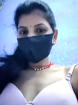 Snapshot of RUHI_1143 chatting on 05-20-26, 04:13 RUHI 1143 online show from 05-20-26, 04:13