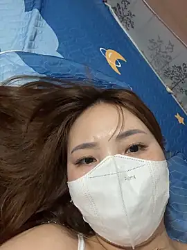 Snapshot of Miu-lete chatting on 05-11-26, 04:04 Miu-lete online show from 05-11-26, 04:04