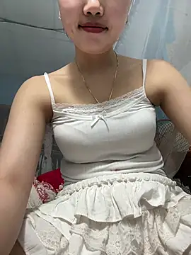 Snapshot of Miu-lete chatting on 05-19-26, 06:25 Miu-lete online show from 05-19-26, 06:25