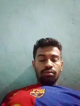 Snapshot of desibullboybd chatting on 05-04-26, 12:12 desibullboybd online show from 05-04-26, 12:12