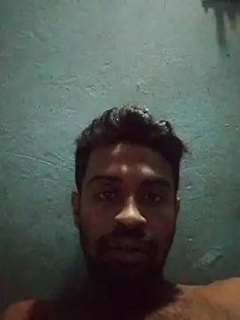 Snapshot of desibullboybd chatting on 05-10-26, 02:33 desibullboybd online show from 05-10-26, 02:33