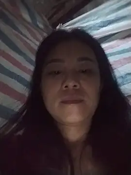 Snapshot of Onie116 chatting on 06-07-26, 10:24 Onie116 online show from 06-07-26, 10:24