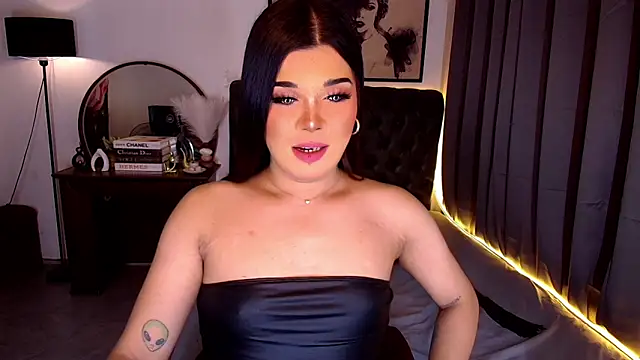 Snapshot of Empress_Candice chatting on 05-18-26, 11:49 Empress Candice online show from 05-18-26, 11:49
