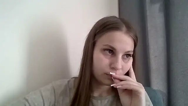  Linsyy ee  online show from 05-19-26, 09:26
