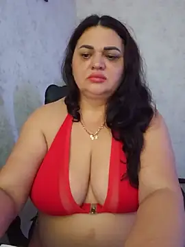 -CUTE-EVVIL- online show from 07-18-26, 06:56